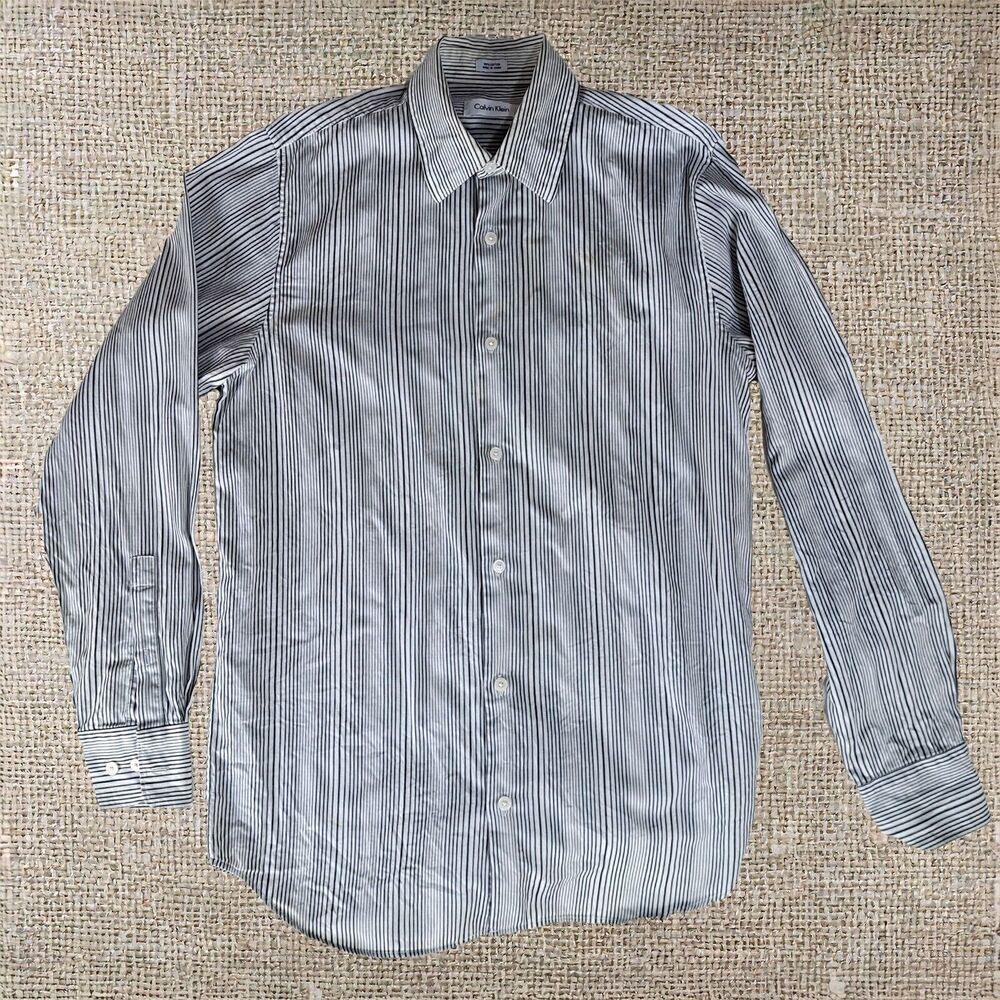 Calvin Klein White Striped Button-Down Dress Shirt Small 15in Neck Long Sleeve